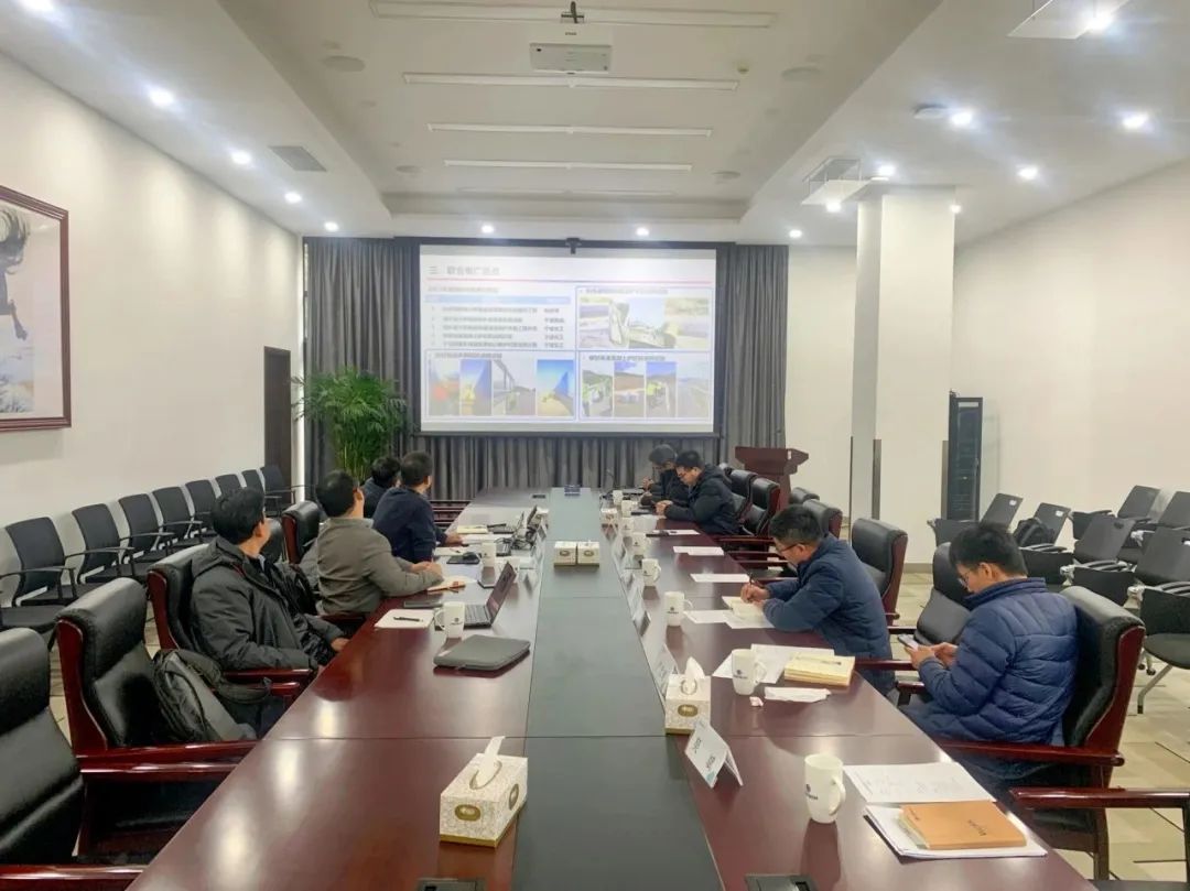 1708912393208156.jpg 1708912393208156.jpg