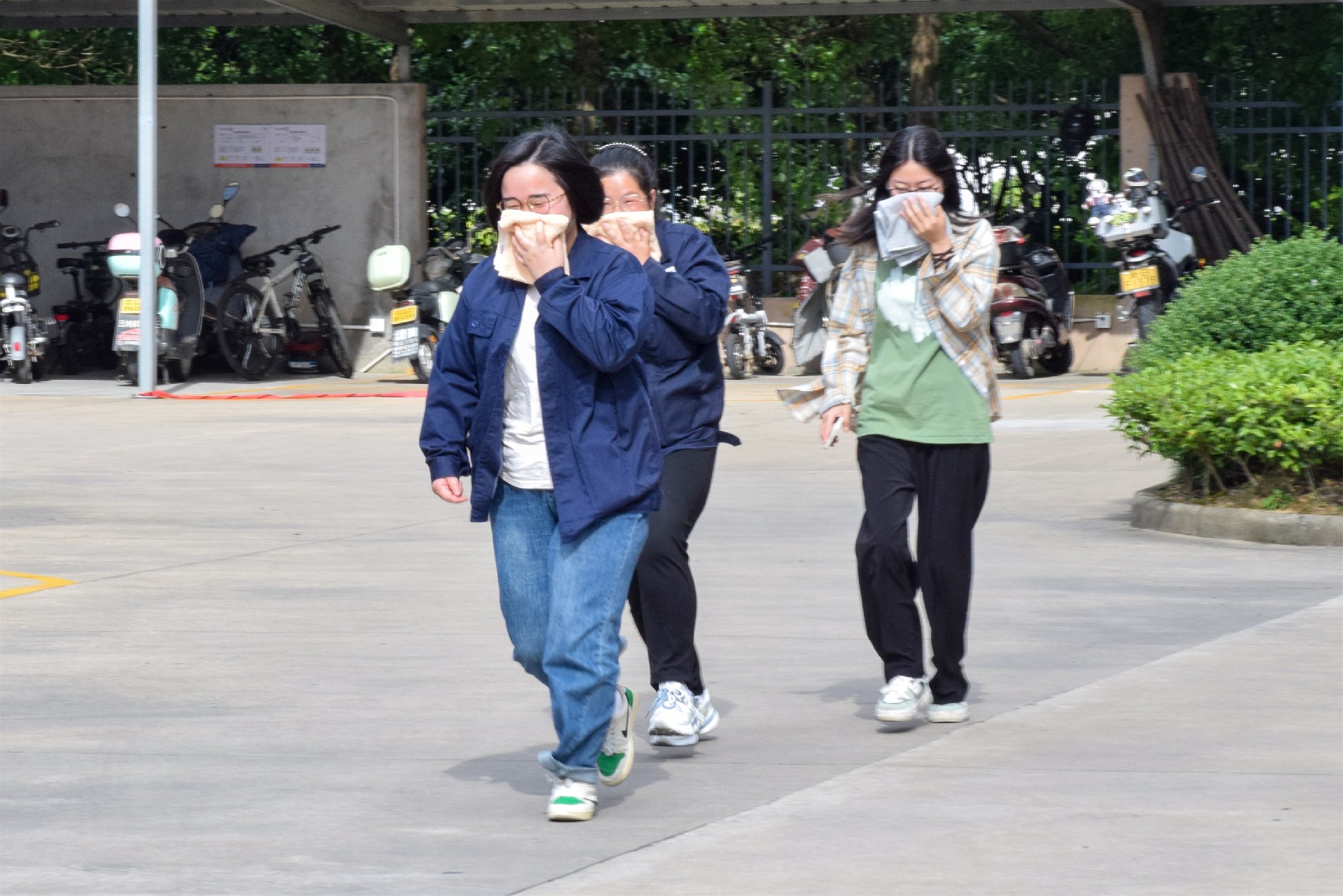 1717732305508796.jpg 1717732305508796.jpg