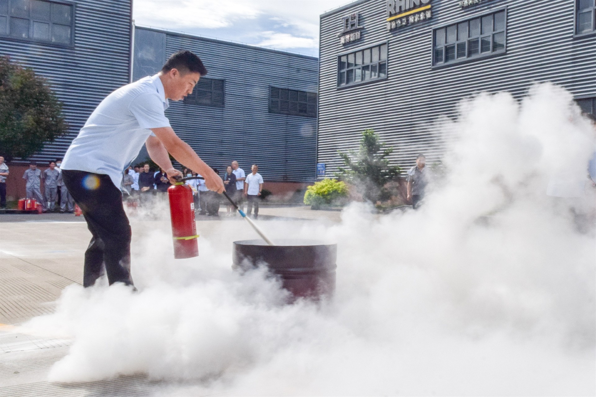 1717750126483385.jpg 1717750126483385.jpg