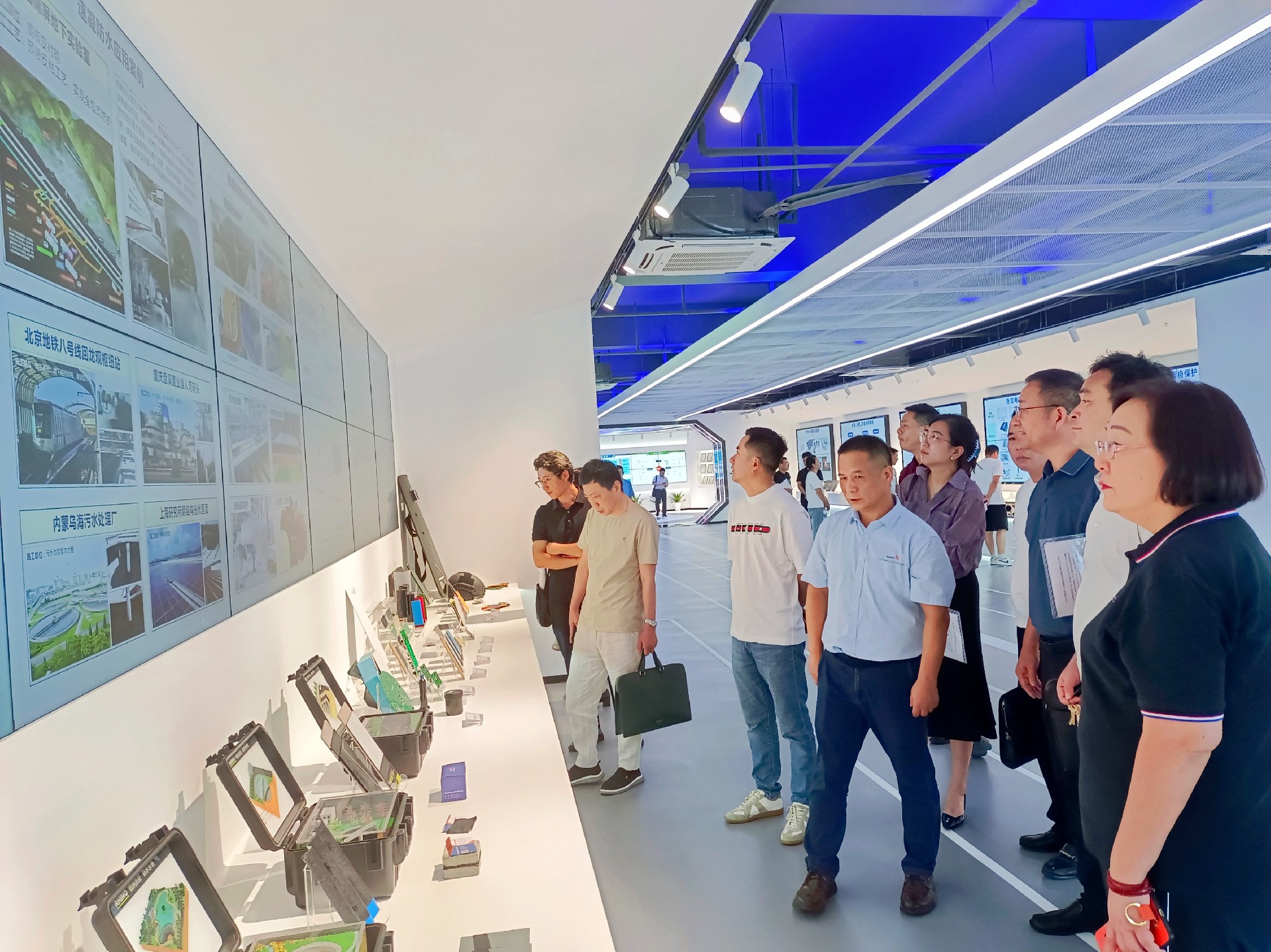 1724743075899696.jpg 1724743075899696.jpg