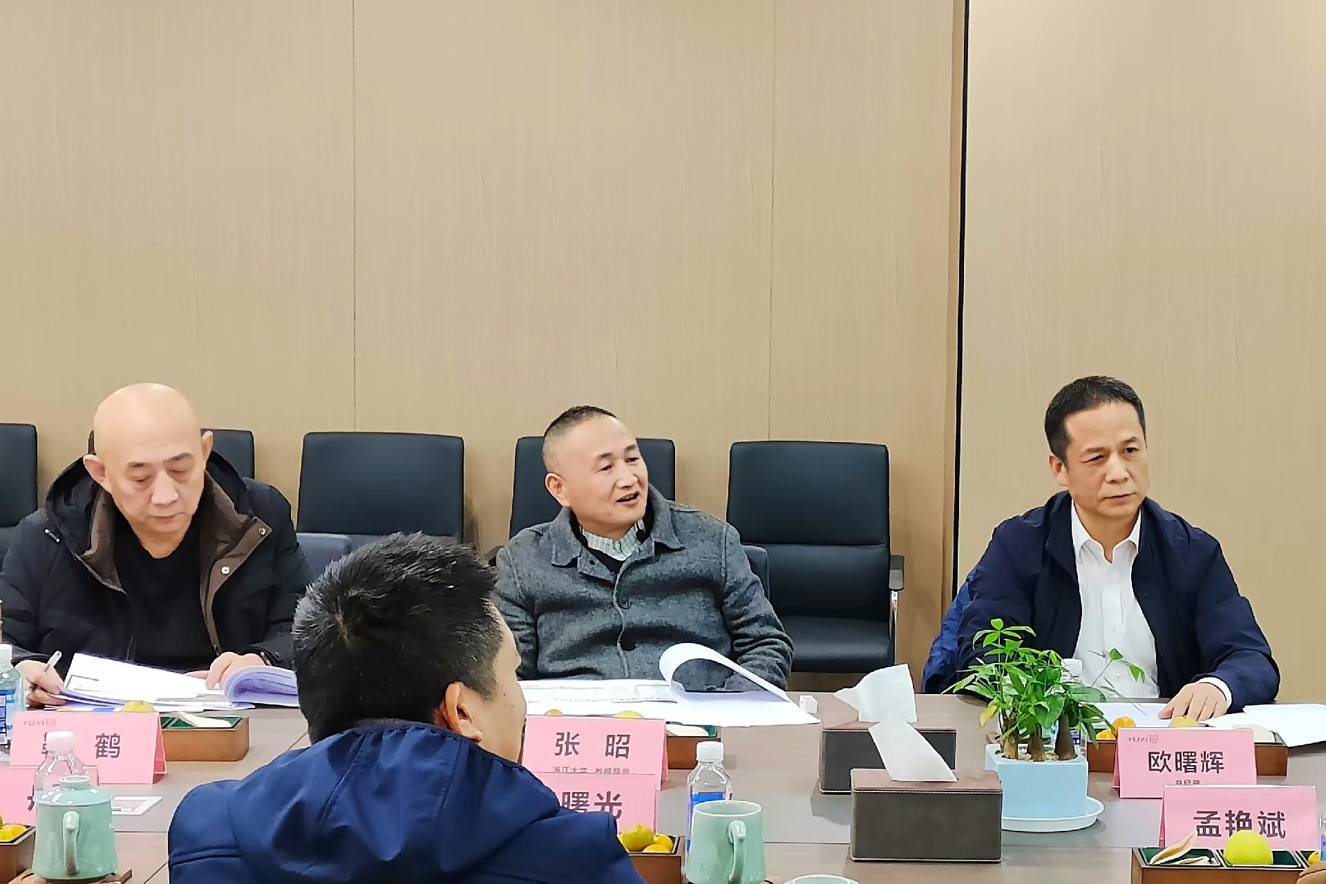 1734499732275388.jpg 1734499732275388.jpg